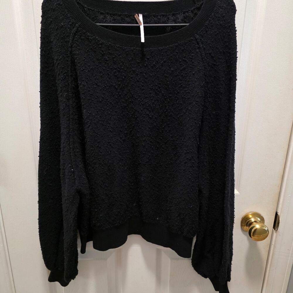 Free People Black Textured Bouclé Oversized Pullover Sweater Size Medium